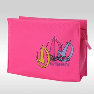 Фотография розовой косметички из ткани "микрофибра" с 4-х цветным логотипом Rexona Fro Teens